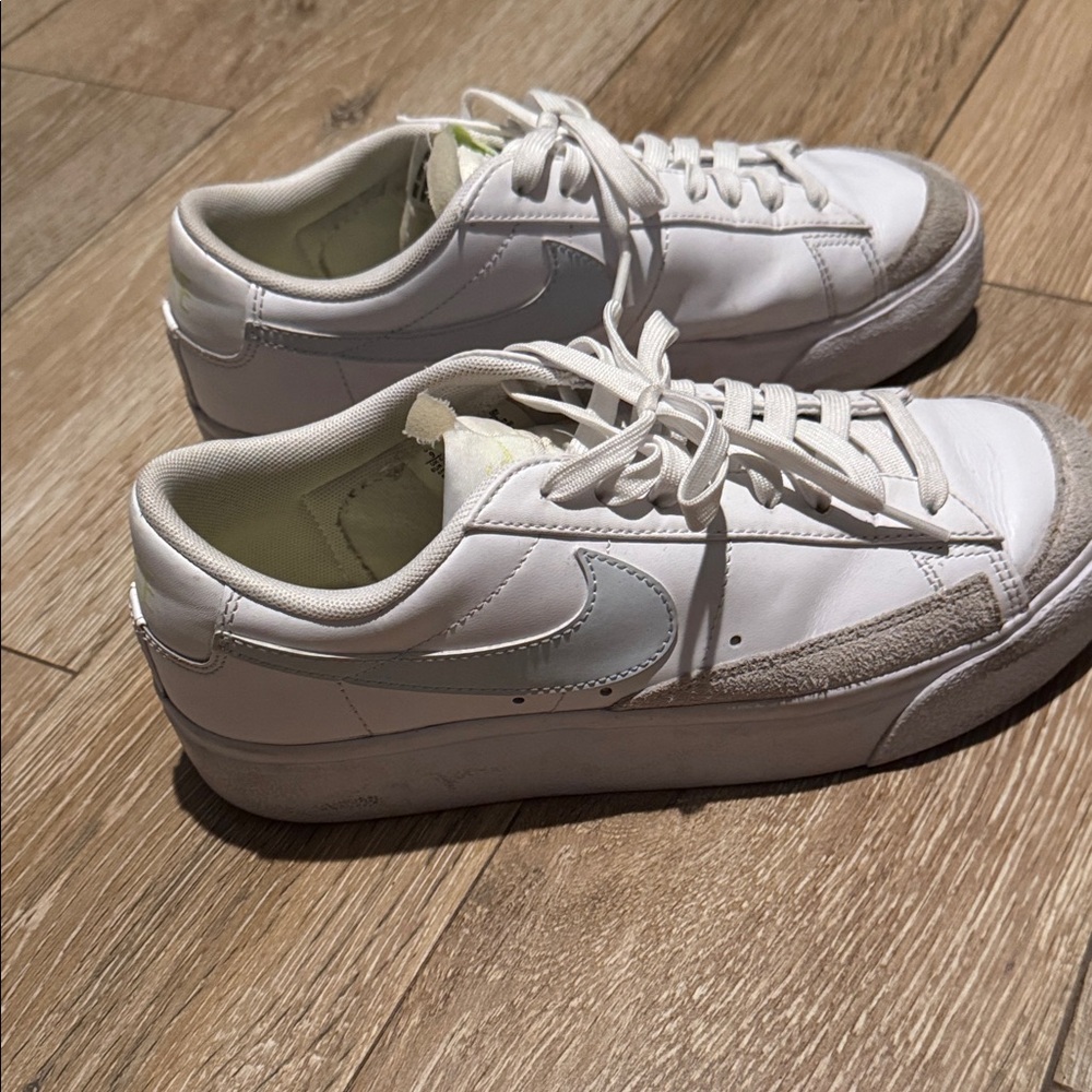 Nike Blazers Sneakers